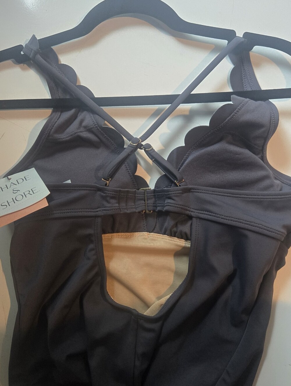 Shade & Shore Scallop Trim One Piece Swimsuit Gray Medium NWT - Picture 3 of 7
